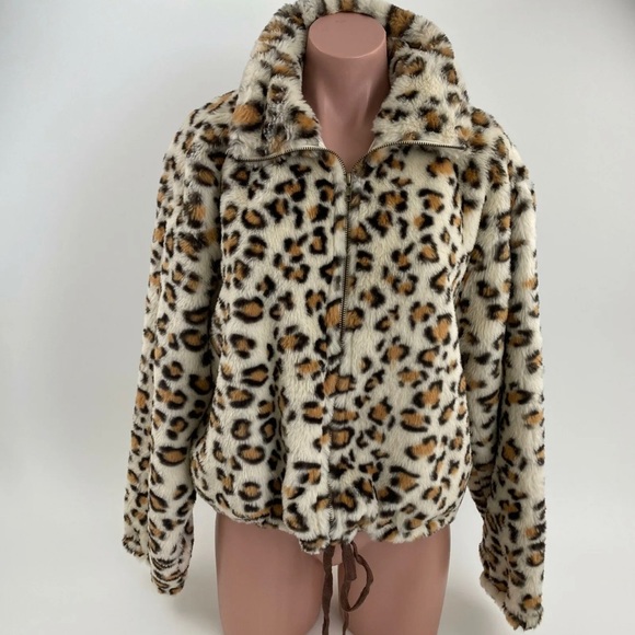 Victoria's Secret PINK Know One Cares Faux Fur Crop Full Zip Jacket Leopard Sm - Picture 1 of 7